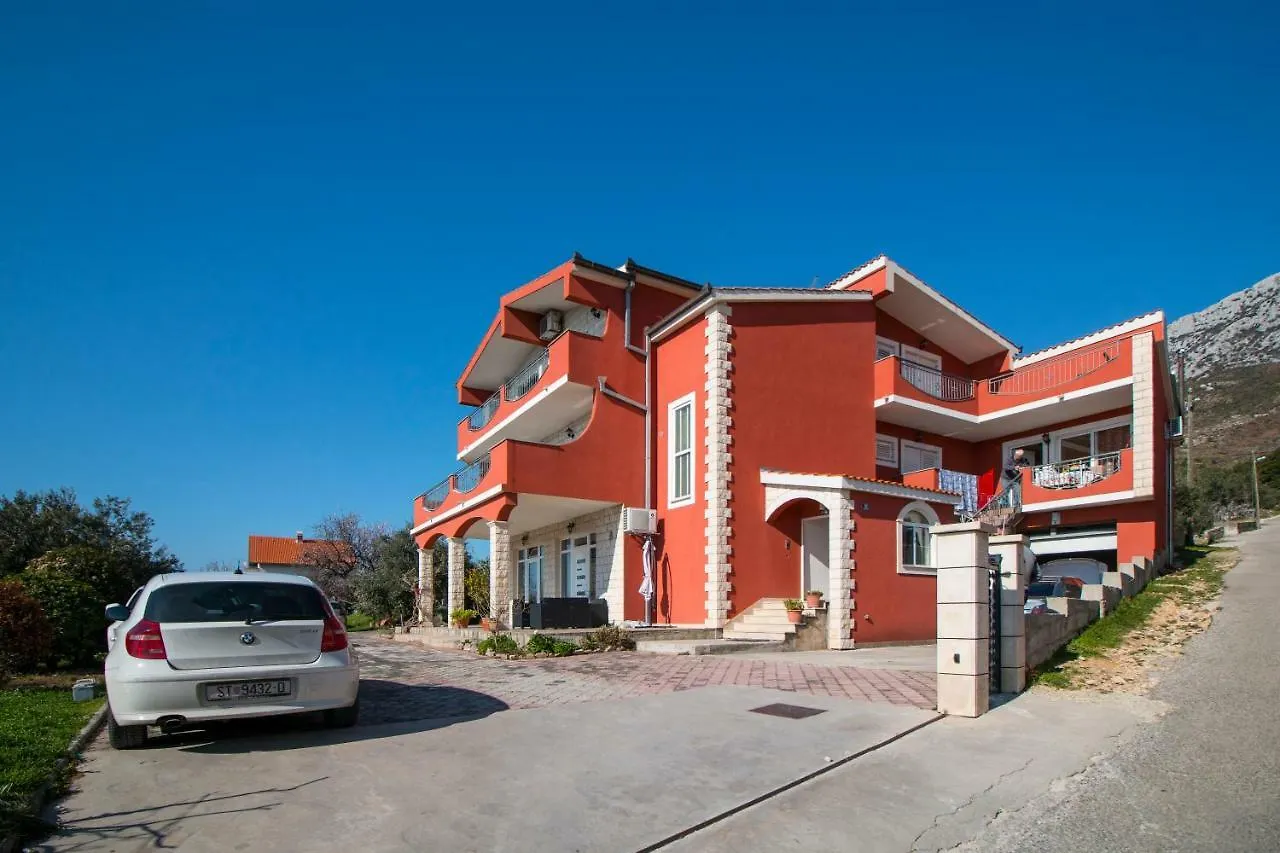 Blue Sun Apartments Kastela Croatia