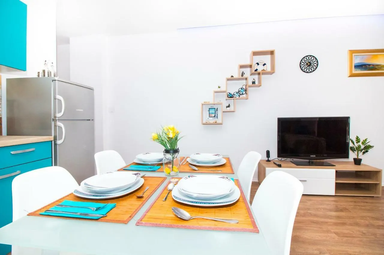 Blue Sun Apartments Kaštela